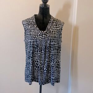 Dana Buchman size XL. Looks brand new! Great year round top